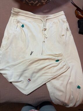 Lou & Grey Cream Embroidered Sweatpants